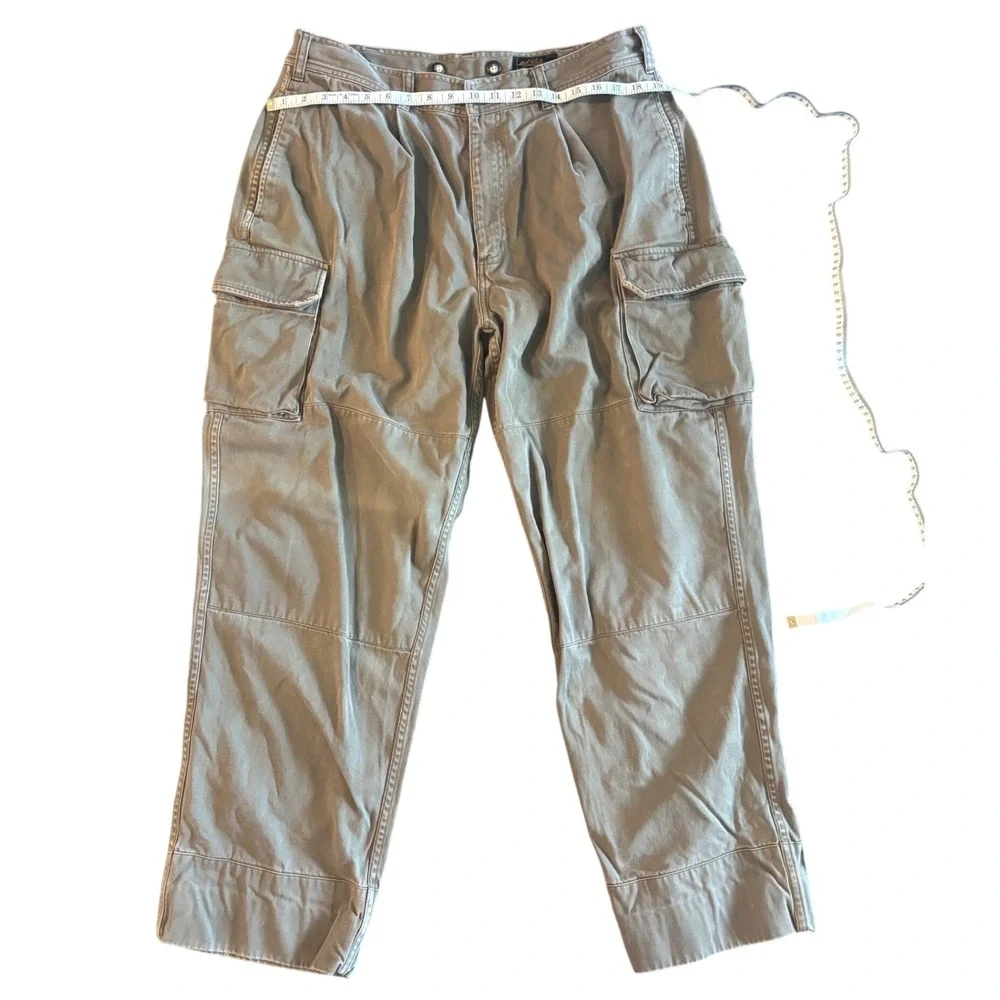 Eddie Bauer Mens Pleated Cargo Pants 38x34 Green Khaki Utility Outdoor Trousers